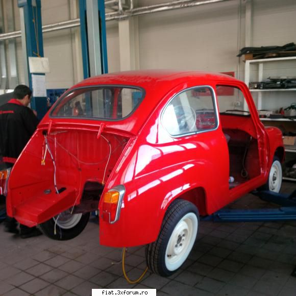 a inceput sa prinda viata - Azi am montat toate ( GEAMURILE ) ca sa ma exprim - Club Fiat 500 & 600