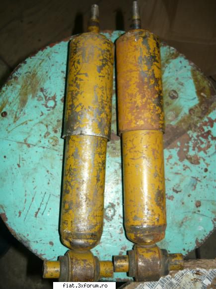 amortizoare nos fiat 1300 - pret 100 lei/buc - Club Fiat 1300&1500