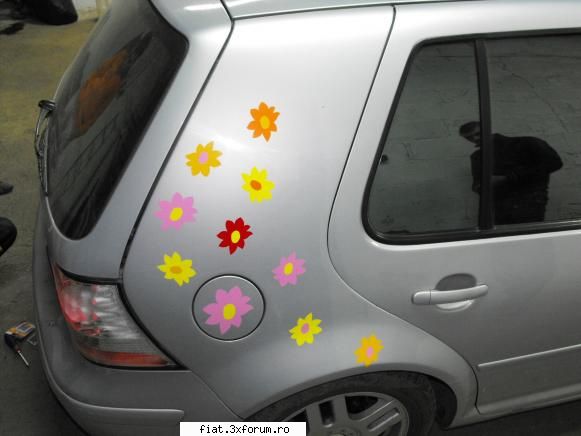 autocolante auto personalizate - autosolante auto moto personalizate colantari - Bursa