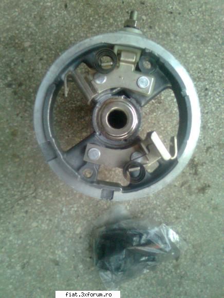 capac nou dinam fiat 1300 - scuze din greseala am postat alta poza.poza - Club Fiat 1300&1500
