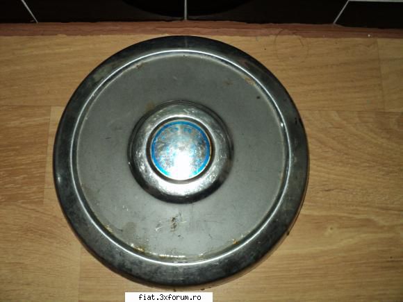 capac roata FORD - capac roata FORD Stare foarte buna 50 RON - Classic corner