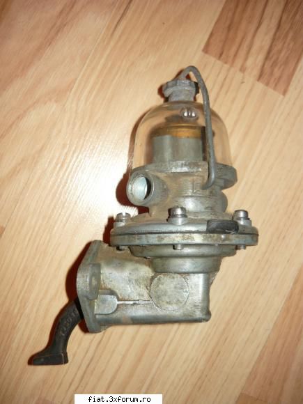 capace roti skoda,volga, dacia,lampa auto neidentificata etc - pompa benzina anglia -70 lei - Anunturi