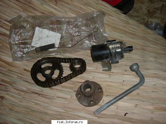 cateva piese fiat 850 - distributie cheia pt roti vandut - Bursa