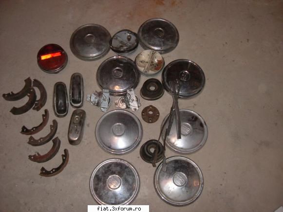 cateva piese fiat 850 - brate stergator 10 ron perechea sau donat stop - Bursa