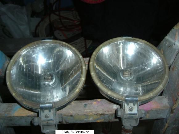 cateva piese fiat 850 - proiectoarele sunt hella! VANDUTE - Bursa
