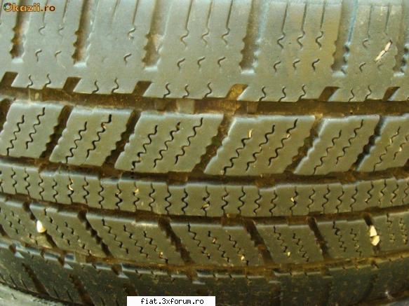 cauciucuri de iarna 175/65 R14 de vanzare - Vand cauciucuri de iarna model Rotalla Ice Plus - Anunturi