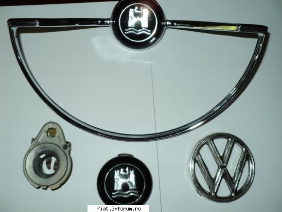 cerc volan VW Broscuta - Semi-cerc volan VW + ce se vede in poza (adica - Anunturi