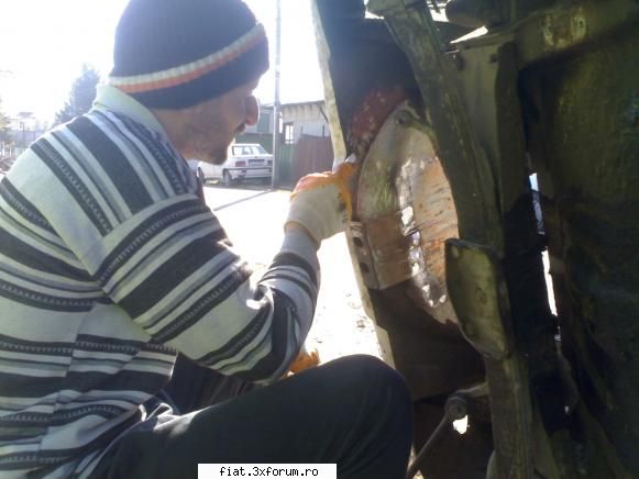 check this out ...masina mea - rastorn masina si incep sa curat de antifonic cu - Club Fiat 850