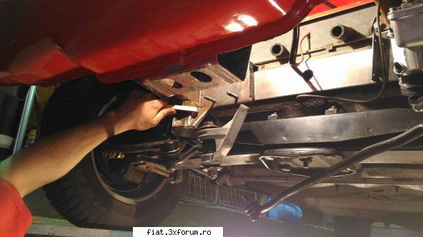check this out ...masina mea - curatare ,sablare,grunduire,vopsire,si montarea - Club Fiat 850