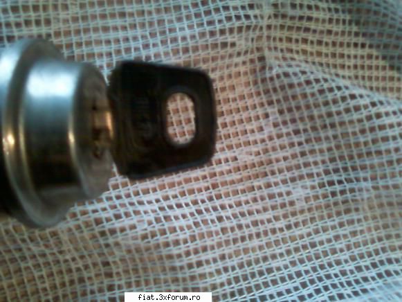 contact pornire pentru FIAT - poza 2 este made in HUNGARY cel de FIAT nu am - Bursa