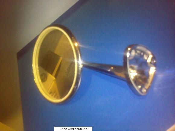 cumpar 2 oglinzi nichelate rotunde - 300 ron perechea(impecabile) - Club Fiat 850