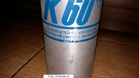 cumpar bidoane de ulei - Detaliu la bidonul cu ceara anticoroziva - Anunturi