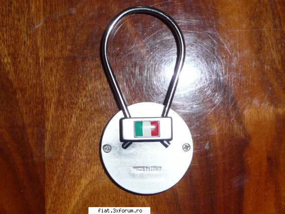 cumpar emblema FIAT - chili - Anunturi