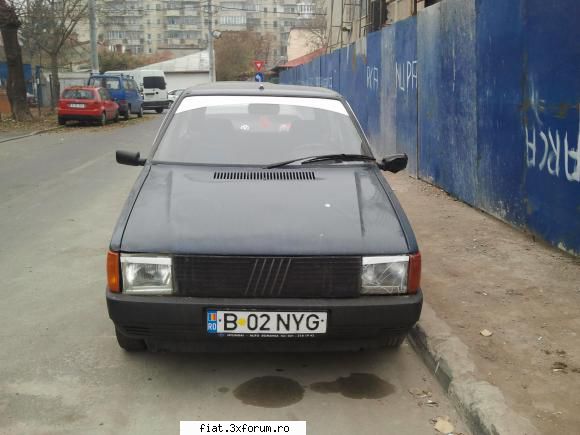 cumpar pt fiat uno.. - caut faruri fiat uno model 88, 2 usi evntual si - Anunturi