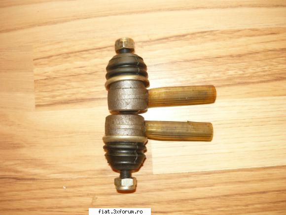 pivoti fiat  sunt de 850-100 lei carpati si alta piese