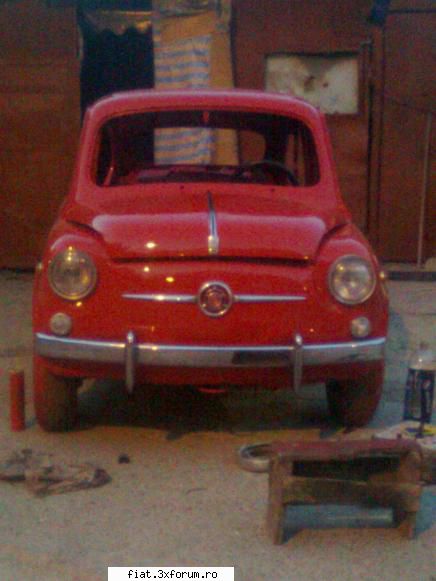 e mic si rosu dar a revenit la viata . - inca mai este destul de munca dar incet si cu - Club Fiat 500 & 600