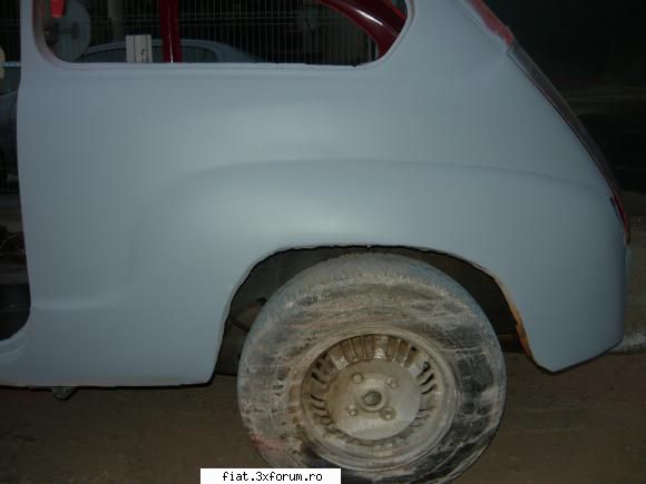 e mic si rosu dar a revenit la viata . - pregatitu care mi-a mincat zilele si tineretea - Club Fiat 500 & 600
