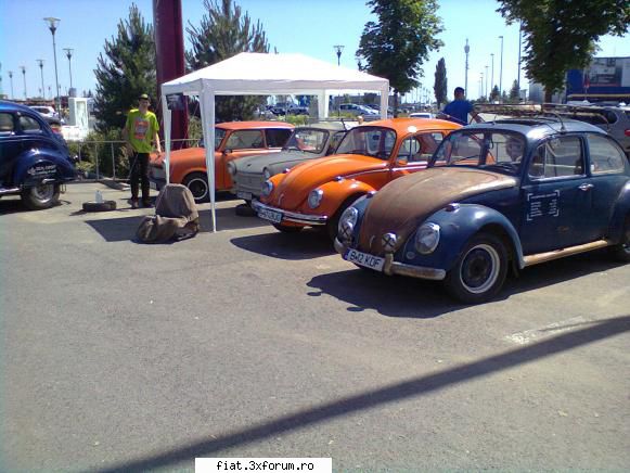 e mic si rosu dar a revenit la viata . - lorento600 - Club Fiat 500 & 600