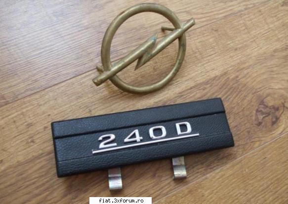 emblema Opel si ornament Mercedes - pret pt amandoua 20 lei plus transport nu le dau - Anunturi