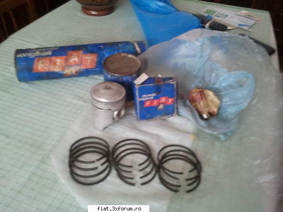 fiat 1300 miletrecento - vind set nou pistoane ,,segmenti si bolturi ,in - Bursa
