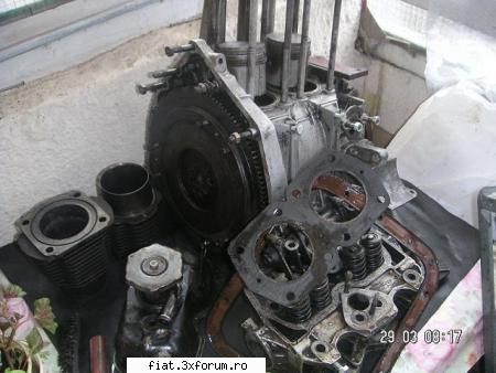 fiat 500 Part 1 - uitati si motorasu meu. e inca in lucru. este - Club Fiat 500 & 600