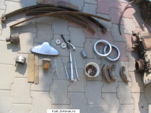fiat 600 D - am gasit 3 mustati, cumvad eu,interesant, tote - Club Fiat 500 & 600