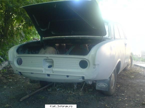 ford taunus 17m p3 1963 - dupa cum se observa lipsesc ornamentele laterale - Alte marci