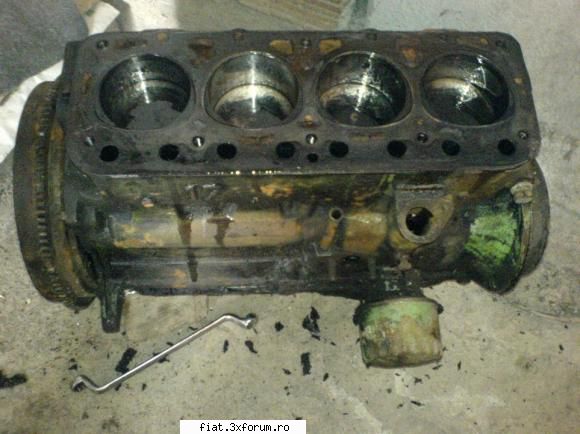 ford taunus 17m p3 1963 - motorul se prezinta bine la prima vedere sa vedem - Alte marci
