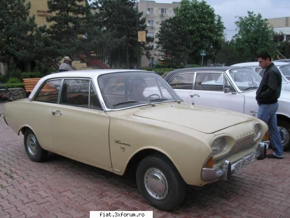 ford taunus 17m p3 1963 - taunusul a mai trecut pe lista participarilor si - Alte marci