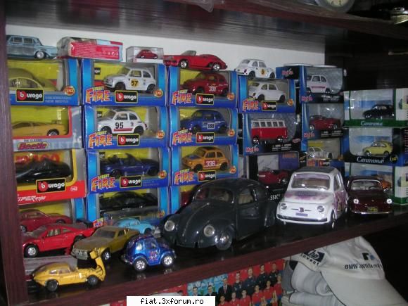 frumuseti suprinse nu tocmai in trafic :) - colectie.. fiat 1800 sus, fiaturi 500 de mai - Discutii libere