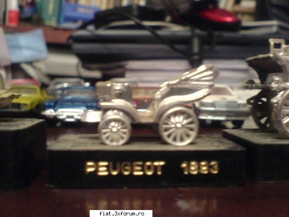 peugeot 1883 frumuseti suprinse nu tocmai in trafic :)