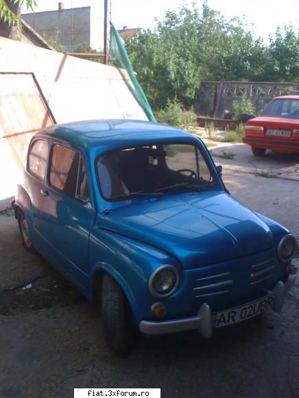 in cam 2 luni vand fiat 600 65' - e un pic murdara si am si capace pt jenti....nu - Club Fiat 500 & 600