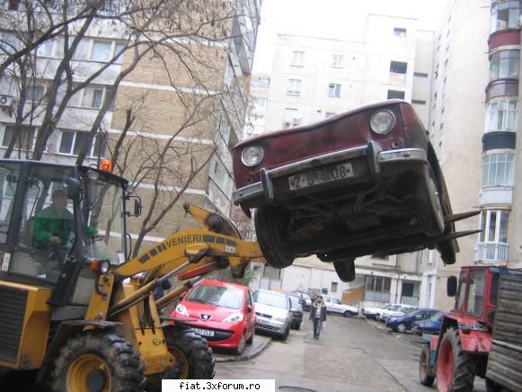 junk yarduri din toata lumea - O Dacie 1100 (as fi vrut numarul de pe ea!) - Classic corner