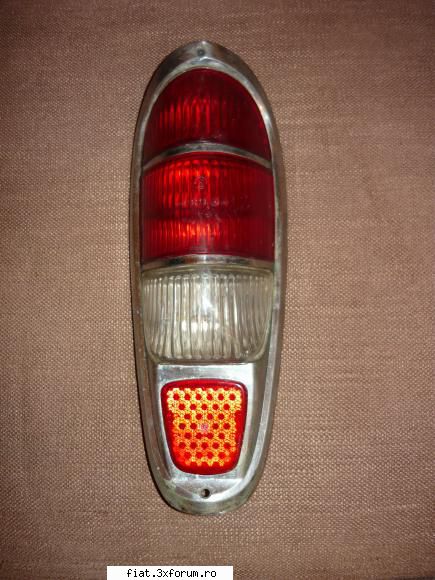 lichidare stoc piese noi si sh - lampa auto -50 lei mercedes ponton - Anunturi