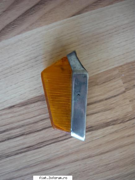 lichidare stoc piese noi si sh - lampa semnal mobra -15 lei vinduta - Anunturi