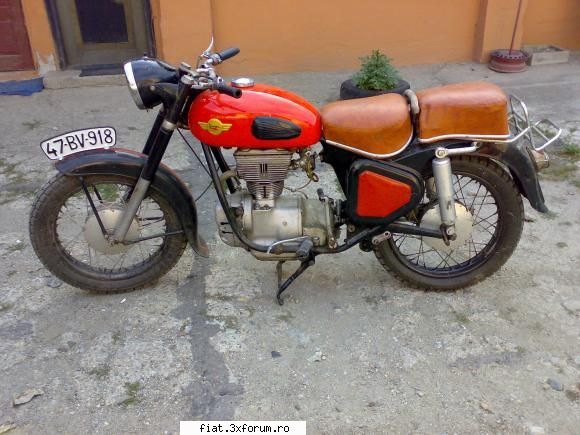 motocicleta simson sport 250 - se vinde motocicleta simson sport 250 din 196o in - Anunturi