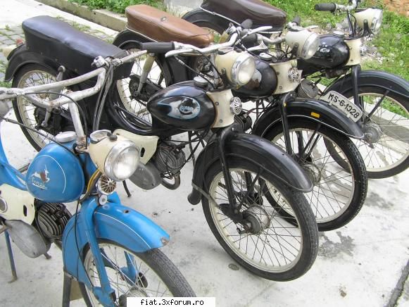 motoretele Carpati, o amintire placuta - revin cu fotografii proaspete cu motoretele mele - Classic corner