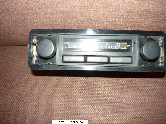 multe radiouri - radio neidentificat cred ca este blaupunkt vindut - Anunturi