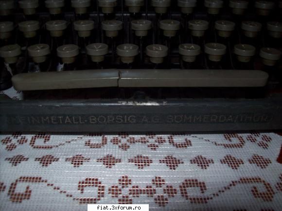 obiecte vechi - Sigur este nemteasca deoarece intr-un loc scrie - Classic corner