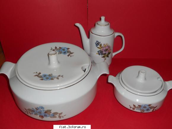 obiecte vechi - Supiera ,sosiera, ceainic Portelan, Made in - Classic corner