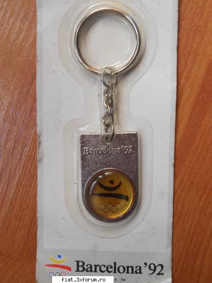 obiecte vechi - VANDUT- Breloc de colectie Jocurile Olimpice - Classic corner