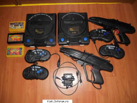 obiecte vechi - VANDUT- Jocuri pe televizor , Terminator - Classic corner