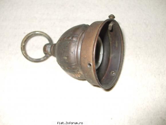 obiecte vechi - lampa veche bronz, dulie metalica - 100 lei - Classic corner