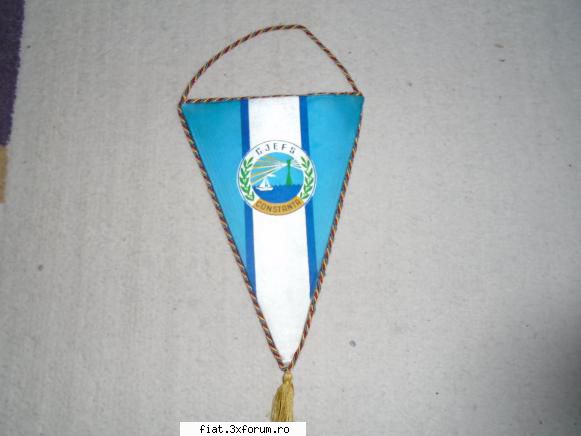obiecte vechi - fanion comunist - 35 lei - Classic corner