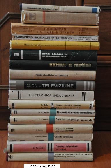 obiecte vechi - Lot 17 carti electronica - Classic corner