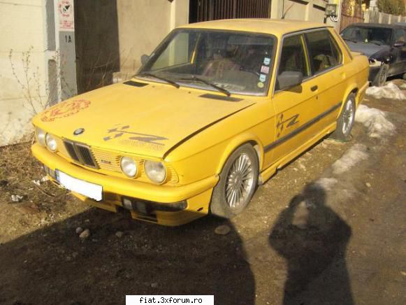 old BMW - stie cineva ce model de BMW este acesta si care - Discutii libere