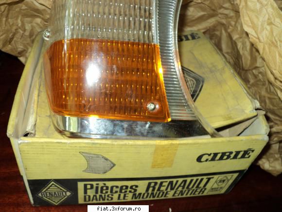 piese NOS Renault 10 - ambalaj Renault. Nu au nicio zgarietura, pastrate - Anunturi