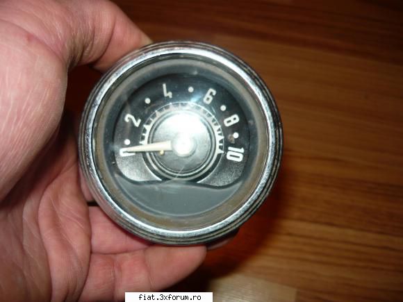 piese auto,radiouri etc - ceas neidentificat -25 lei - Anunturi