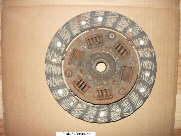 piese auto,radiouri etc - disc ambreaj NOS dacia 1300 din epoca comunista - Anunturi
