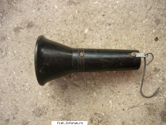 piese auto,radiouri etc - lampa auto de iluminat exterior -25 lei -este - Anunturi